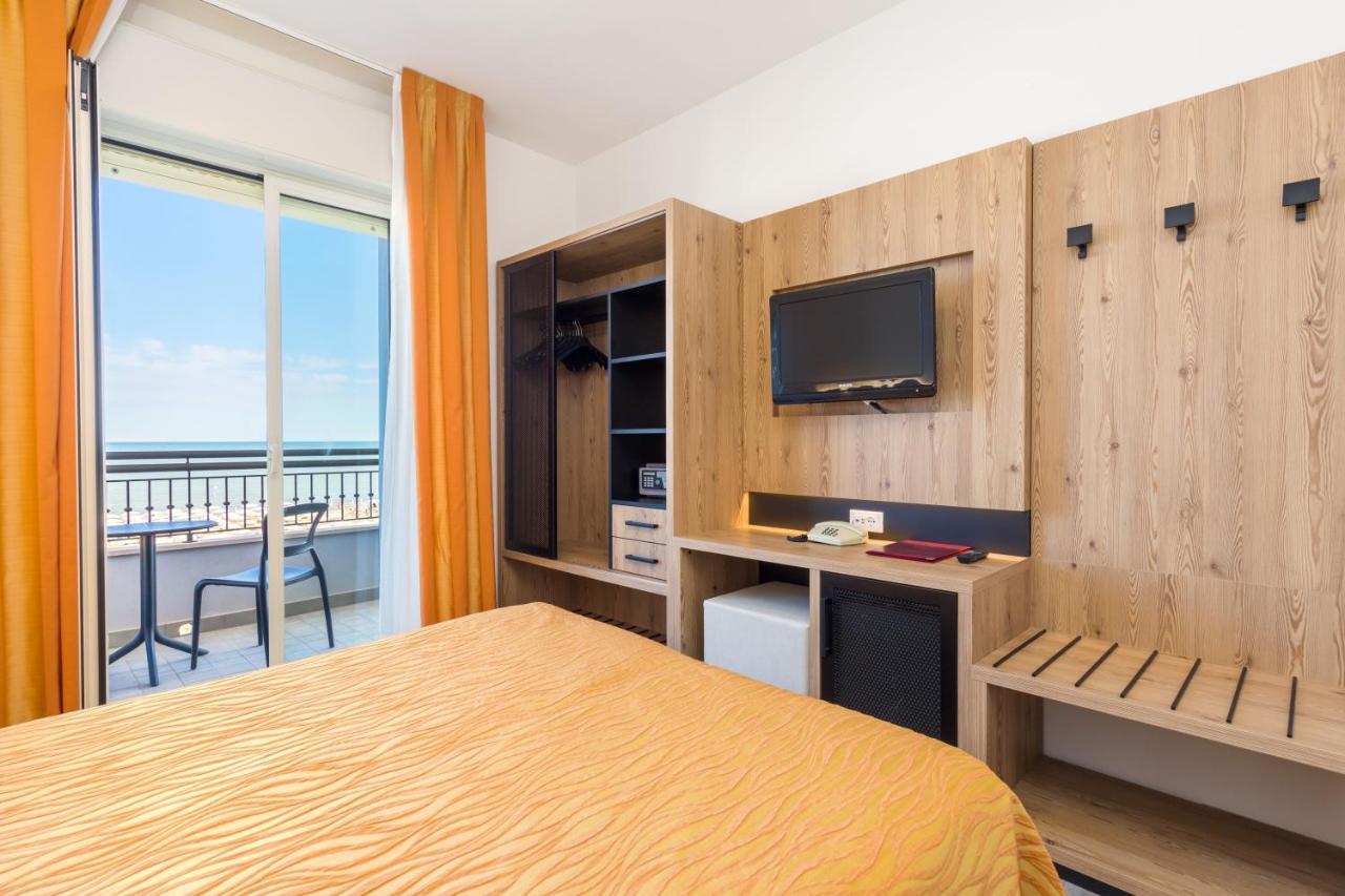 Hotel Nettuno Caorle Dış mekan fotoğraf